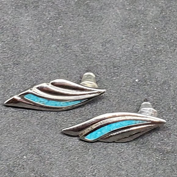 COP Brand Earrings Silver Tone Stone Blue Accent - Picture 3 of 3